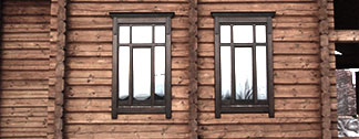 Оконные блоки с деревянными рамами и стеклом 
